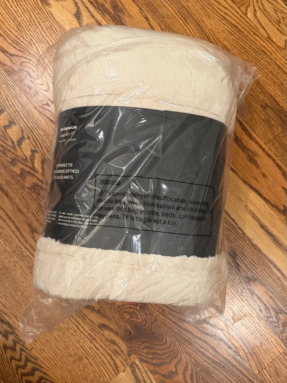 Lola Blanket in Antique Ivory (Large) - NEW WITH TAGS